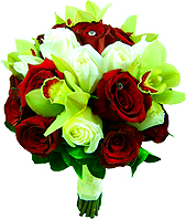 Bouquet de Noiva estilo redondo confeccionado com Rosas Importadas Brancas e Vinho e flores de Orquídeas Cymbidium verde, com strass e acabamento em cetim.