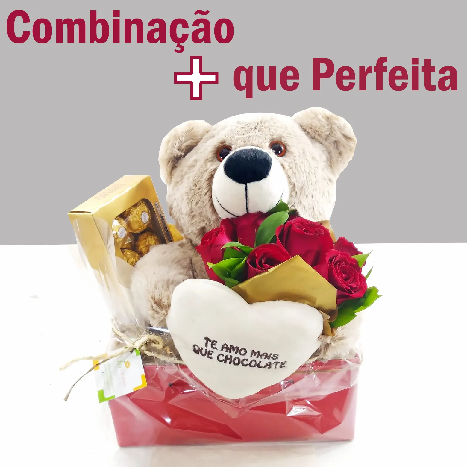 Fofo e Apaixonado: Urso, Rosas Vermelhas e Ferrero Rocher para Declarar Seu Amor