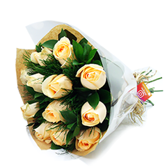Buquê de 12 Rosas - Champagne
